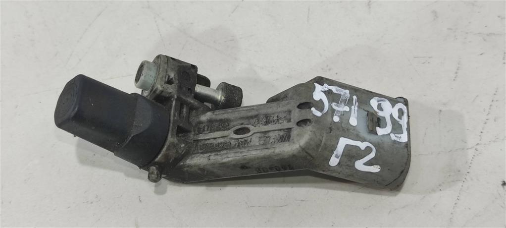 датчик коленвала Volkswagen Passat B6 2007, 1.4 л., бензин, универсал, BRS, BMS, BRD, BRE, BDJ, BLG, BMY, CAX, BUD, BKC, BRR, BTS, BCA, BMP, BKD, BDK, BXE, BWB, BLS, BMM, BMR, BKP, 036906433D, BJB, AZV, BMN, BXF, BMA, BVE, BMT, BWV, BSU, BXJ, BLF, BUZ, CHW, BLM, BAH, BLB, BNA, BRF, BVG, BKY, BVF, BVA, BMG, BST, BJJ, BJK, BJL, BJM, BVH, BRT, . - фото №1