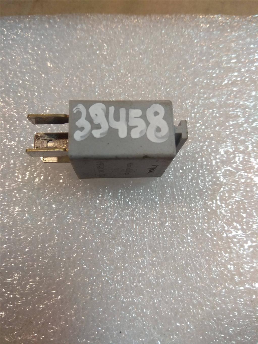 реле (прочие) Volkswagen Passat B6 2007, 2.0 л., TFSI, бензин, седан, 1K0951253, . - фото №1
