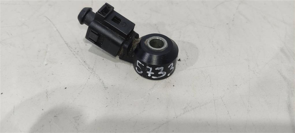 датчик детонации Audi A4 B7 2006, 1.8 л., TFSI, бензин, седан, BVZ, CAX, CDG, BSE, BVY, BLV, 030905377C, BVX, BSF, 030905377D, BWS, AXZ - фото №1