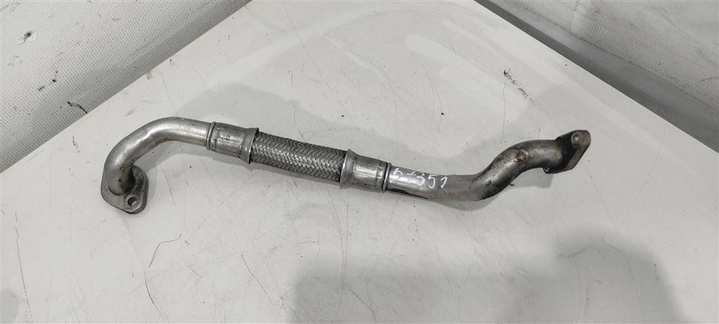 масляная трубка турбины Audi A6 4F/C6 2006, 2.0 л., бензин, седан, BPG, BPJ, BWE, 06D145735B, BWT, BGB, BUL, BYK, . - фото №1