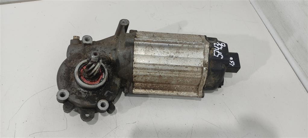 серводвигатель (моторчик) рулевой рейки Volkswagen Passat B6 2007, 2.0 л., TDi, дизель, универсал, 1K0909144H, . - фото №1