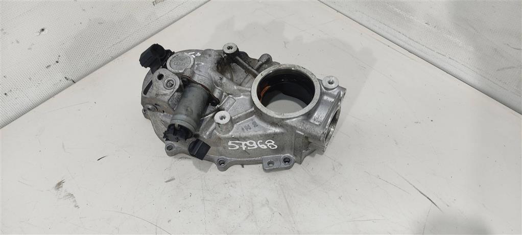 крышка распредвала Audi A6 4F/C6 2006, 2.0 л., бензин, седан, BPG, 06F103530T, 06F103530P, 06F103530G, 06F103530, BPY, BPJ, BWE, AXX, BWA, BGB, BYK, BWL, 06F103107B, 06F103107E - фото №1