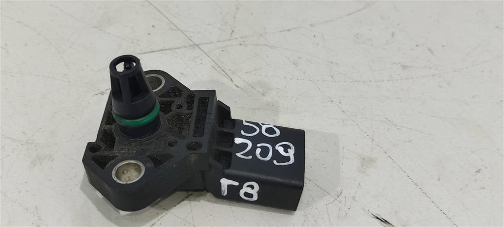 датчик абсолютного давления Volkswagen Passat B7 2013, 1.6 л., TDi, бензин, седан, 03G906051E, 1K0145770AE, CAY, CFFA, CFFB, CFGB, CFF, CLLA, CFGC - фото №1