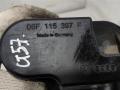 корпус масляного фильтра Volkswagen Passat B6 2006, 2.0 л., TFSI, бензин, седан, 06F115397F, BPG, BPY, BPJ, BWE, 06F115397J, 06F115397H, AXX, BWA, BWT, BGB, BUL, BYK, BYD - фото №3