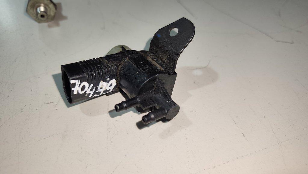 электромагнитный клапан Volkswagen Amarok 1 поколение 2013, 2.0 л., TDi, дизель, пикап, 1J0906283C, 1K0906283A - фото №1