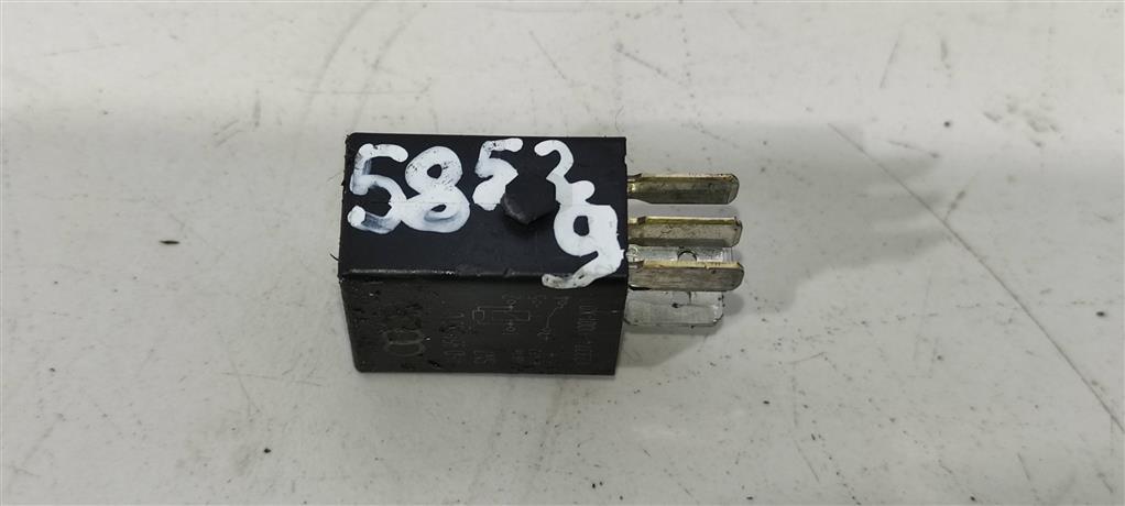 реле (прочие) Audi A4 B7 2006, 2.0 л., TFSI, бензин, седан, 8Z0951253, 7M0951253C, 4H0951253C, . - фото №1