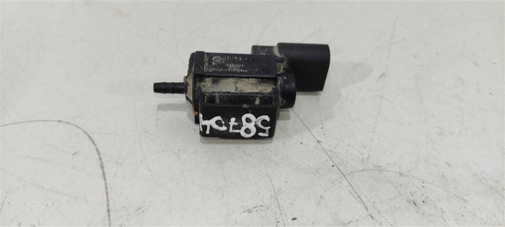 электромагнитный клапан Volkswagen Passat B7 2013, 1.4 л., TSI, бензин, седан, 03C906283, CTHD, 70104403, CAVD, CNWA, CTKA - фото №1