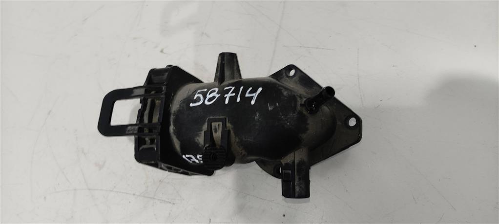 патрубок (трубопровод, шланг) Volkswagen Tiguan 1 поколение 2009, 1.4 л., TFSI, бензин, внедорожник 5 дв., 03C129721B, BLG, BMY, 03C129721D, CDGA, CAVD, CNWA - фото №1