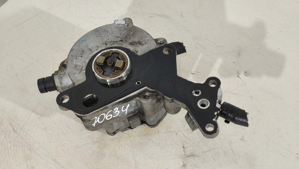 насос вакуумный Volkswagen Passat B6 2006, 1.9 л., TDi, дизель, седан, 038145209C, 038145209E, 038145209A, 038145209K, 038145209H, 038145209N, 038145209M - фото №1