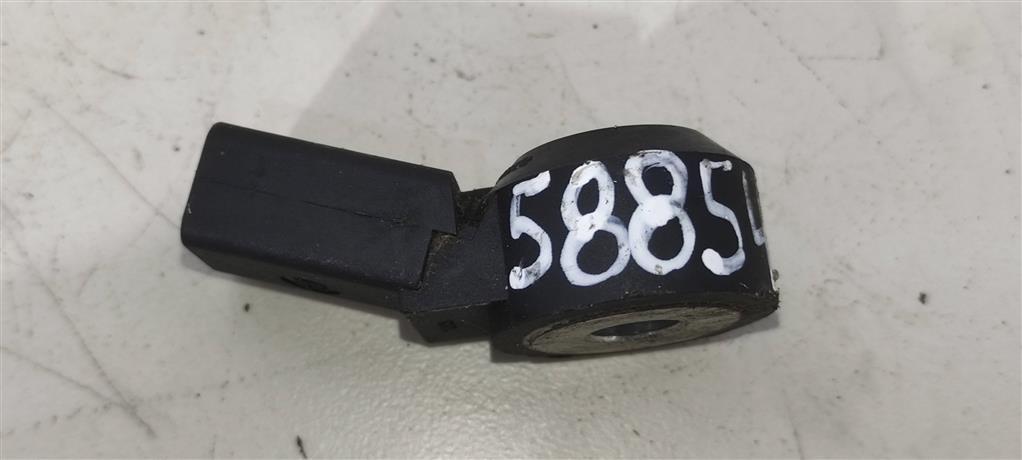 датчик детонации Volkswagen Passat B6 2007, 2.0 л., TFSI, бензин, универсал, BVZ, CAX, CDG, BSE, BVY, BLV, 030905377C, BVX, BSF, 030905377D, BWS, AXZ - фото №1