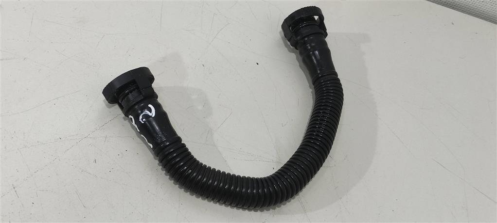 патрубок (трубопровод, шланг) Volkswagen Passat B6 2007, 2.0 л., FSI, бензин, универсал, 06F103221E, . - фото №1