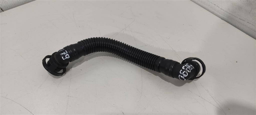 патрубок (трубопровод, шланг) Volkswagen Passat B7 2013, 2.0 л., TDi, дизель, седан, 03L103493G, CFFA, CFFB, CFGB, CLLA, CFGC, CFJA, CFHC, CBHB, CFHD, CFHF, CFHE, CFJB, CJCB, . - фото №1