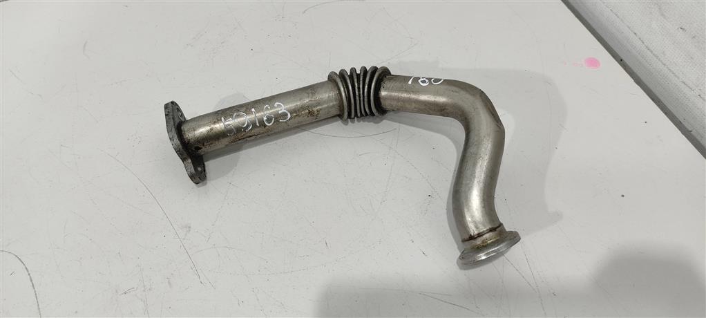 трубка системы рециркуляции EGR Volkswagen Passat B7 2013, 2.0 л., TDi, дизель, универсал, CAY, CDC, CFH, 03L131521R, CFF, CLC, CDB, . - фото №1