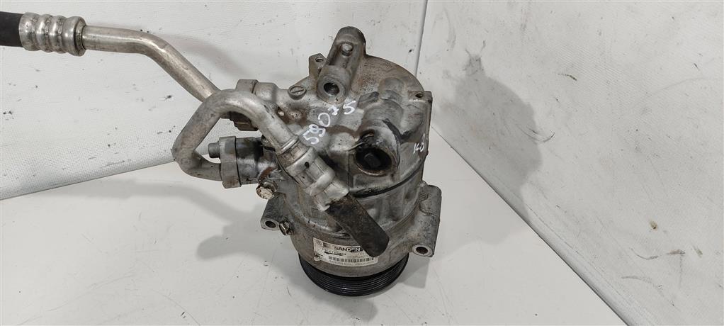 компрессор кондиционера Volkswagen Passat B6 2009, 2.0 л., TDi, дизель, седан, 1K0820808F, 1K0820808D, 1K0820808B, ., 1711N, 1711E - фото №1