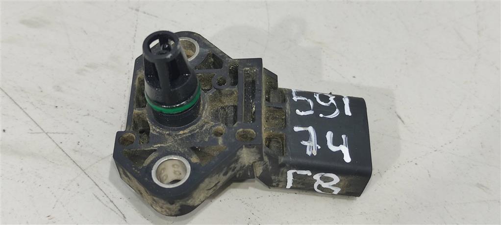 датчик абсолютного давления Volkswagen Passat B7 2013, 2.0 л., TDi, дизель, седан, 03G906051E, 1K0145770AE, CAY, CFFA, CFFB, CFGB, CFF, CLLA, CFGC - фото №1