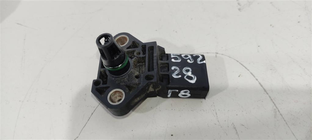 датчик абсолютного давления Volkswagen Passat B7 2013, 2.0 л., TDi, дизель, седан, 03G906051E, 1K0145770AE, CAY, CFFA, CFFB, CFGB, CFF, CLLA, CFGC - фото №1