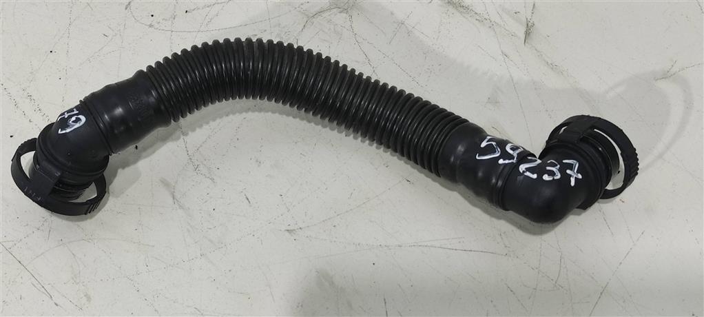 патрубок (трубопровод, шланг) Volkswagen Passat B7 2013, 2.0 л., TDi, дизель, седан, 03L103493G, CFFA, CFFB, CFGB, CLLA, CFGC, CFJA, CFHC, CBHB, CFHD, CFHF, CFHE, CFJB, CJCB, . - фото №1