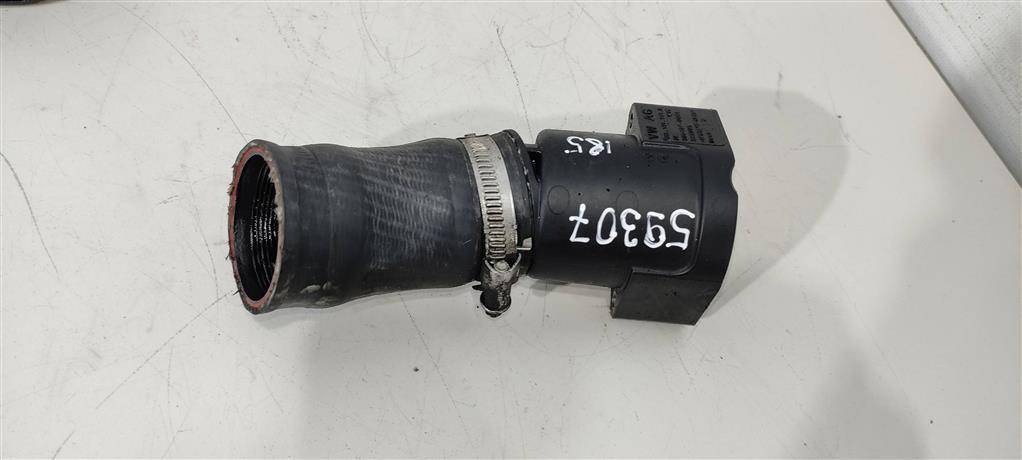 патрубок турбины Volkswagen Passat B6 2009, 2.0 л., TDi, дизель, седан, 03L131111R, CDA, CAW, CCT, BZB, CBF, CCZ, CFF, . - фото №1