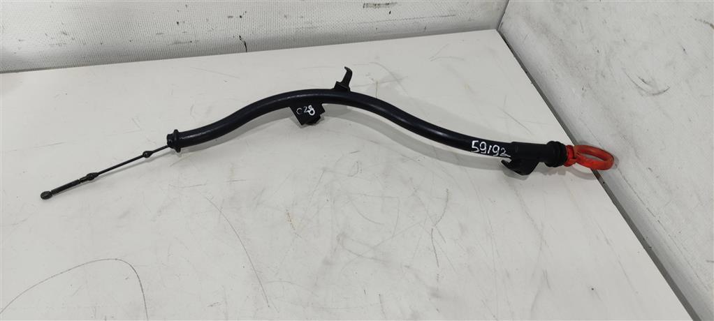 щуп двигателя Volkswagen Passat B7 2013, 2.0 л., TDi, бензин, 03L103634J, 03L103634M, 03L115611T, 03L115611J, . - фото №1