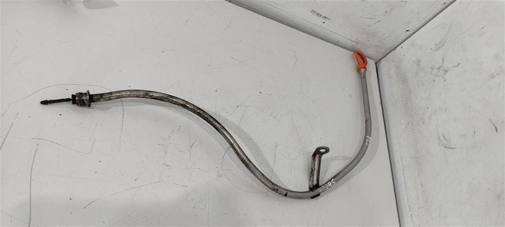 щуп двигателя Audi A6 4F/C6 2005, 3.0 л., бензин, седан, BBJ, 06C115611K, 06C115630E - фото №1