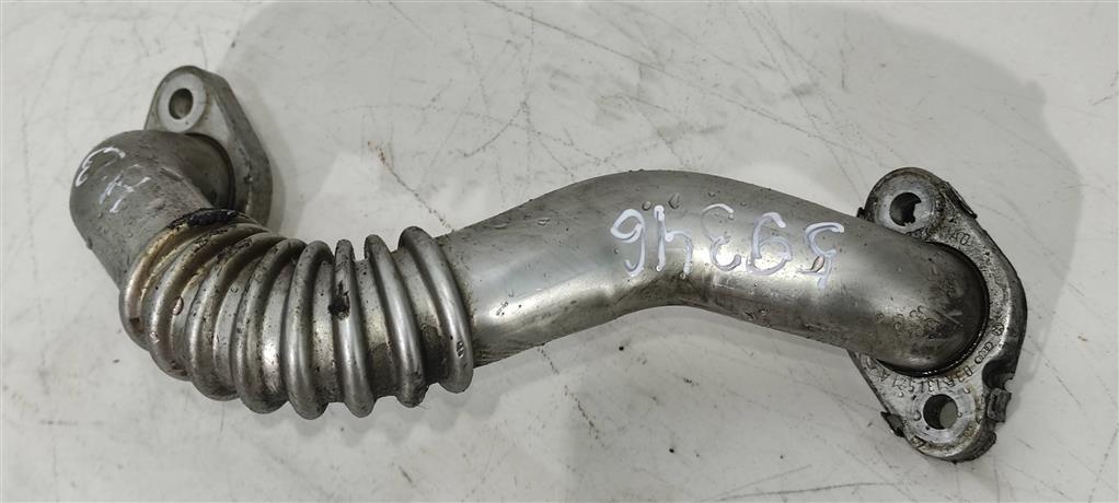 трубка системы рециркуляции EGR Volkswagen Passat B7 2013, 2.0 л., TDi, дизель, седан, CFH, 03P131521A, CFF, CFG, CLL, CFJ, CLC, . - фото №1