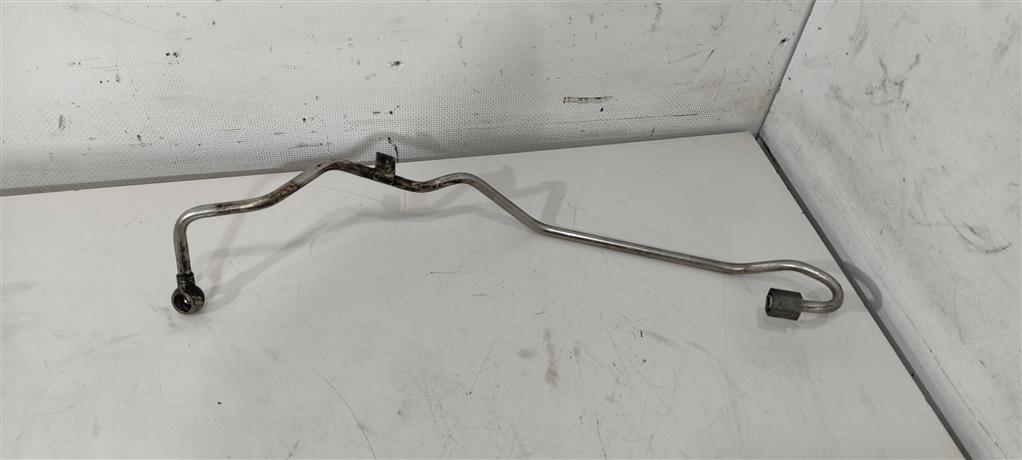 масляная трубка турбины Volkswagen Passat B7 2013, 2.0 л., TDi, дизель, седан, CAY, CFH, 03L145736AN, CFF, CFG, CLL, CFW, CLN, CLJ, CFJ, CLC, CPY, CKR, CWX, . - фото №1