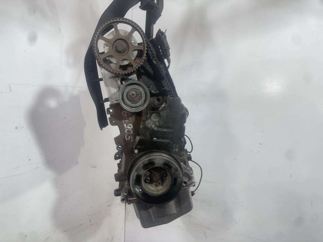 двигатель Volkswagen Caddy 3 поколение 2009, 2.0 л., бензин, AXA, BSX