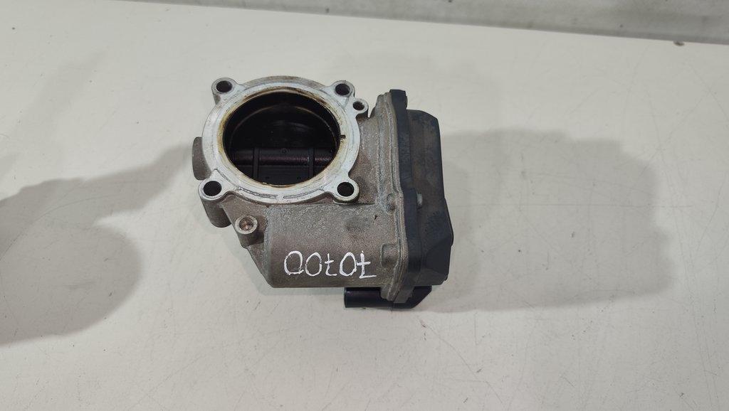 заслонка дроссельная Volkswagen Passat B6 2006, 2.0 л., бензин, седан, 06F133062E, 06F133062G, 06F133062J, 06F133062Q, 06F133062T, 06F133062AG