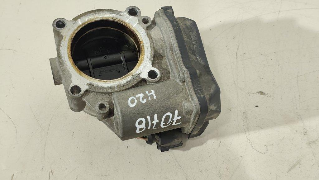 заслонка дроссельная Volkswagen Passat B6 2006, 2.0 л., бензин, седан, 06F133062E, 06F133062G, 06F133062J, 06F133062Q, 06F133062T, 06F133062AG