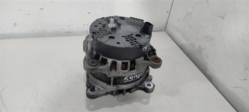 генератор Volkswagen Passat B7 2013, 2.0 л., TDi, дизель, универсал, AUY, AVF, AVB, BRD, AWX, BKE, 03L903024F, AJH, AYL, AHU, ATM, BTB, BLB, BNA, BRF, BRB, 1Z, ., ADY - фото №1