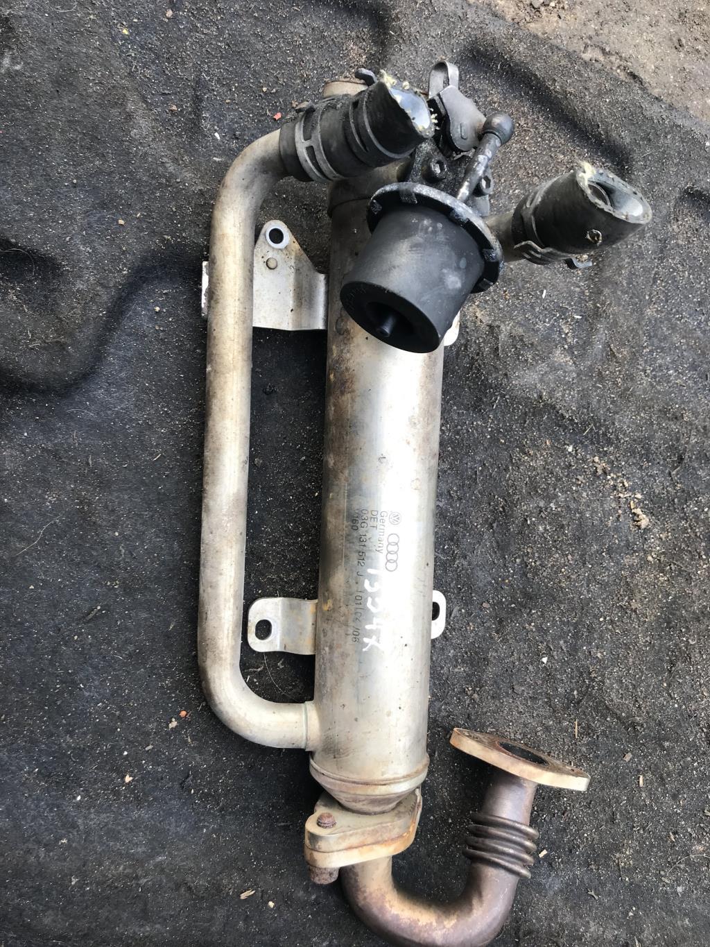 охладитель EGR / Радиатор EGR Volkswagen Golf 5 поколение 2007, 2.0 л., TDi, дизель, хетчбэк 5 дв., 03G131512AE, 03G131512J, BMR, BMN, BUZ, BUY, 03G131531F, 03G131512AP - фото №1