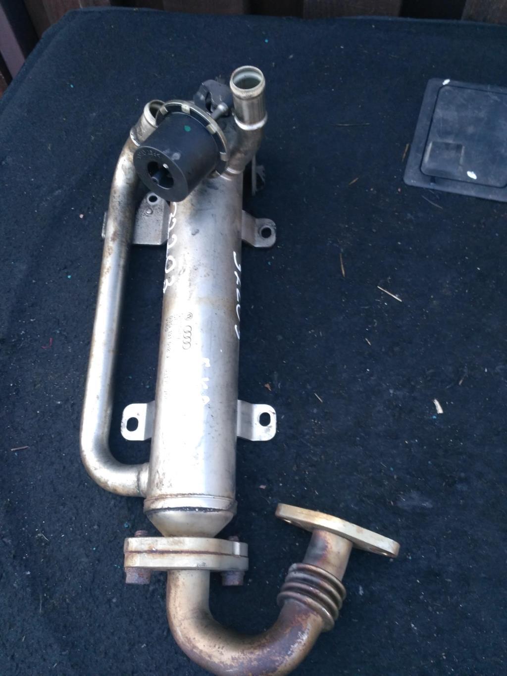 охладитель EGR / Радиатор EGR Volkswagen Golf 5 поколение 2007, 2.0 л., TDi, дизель, хетчбэк 5 дв., 03G131512AE, 03G131512J, BMR, BMN, BUZ, BUY, 03G131531F, 03G131512AP - фото №1