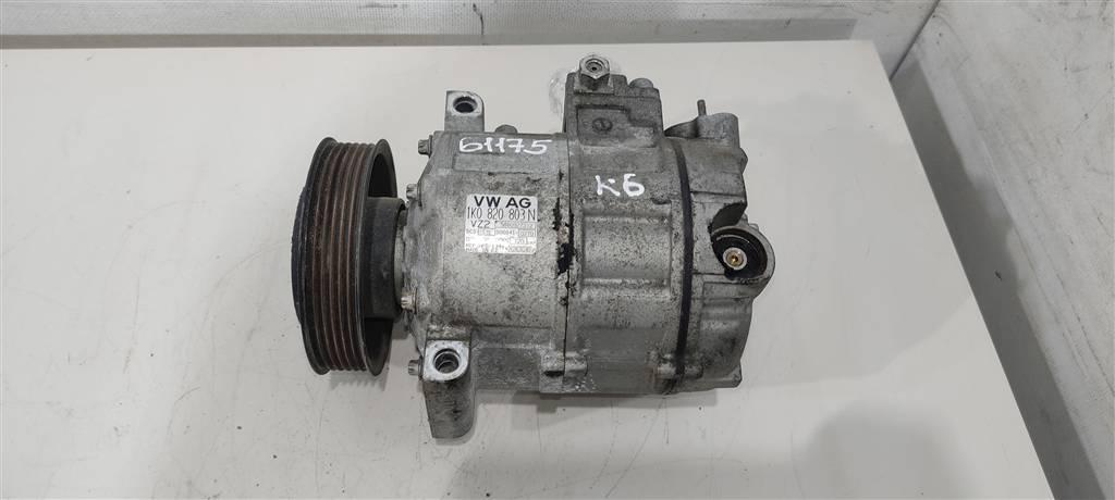 компрессор кондиционера Skoda Superb 2 поколение 2011, 2.0 л., дизель, седан, 1K0820859P, 1K0820803S, 1K0820859F, 1K0820803L, 1K0820803N, 1K0820859S, 1K0820803F, 5N0820803C, 1K0820859M, 1K0820859E, 1K0820803P, 5N0820803A, 1K0820859T, 1K0820859C, 5Q0820803E, 5N0820803, 5N0820803H, 890632, 1K0820803C, 1K0820859D, 1K0820803E, ., 5K0820803H, 1K0820808DX, 1K0820808FX, 5K0820803J, 1K0820803QX, 1K0820808A, 1K0820808BX, 1K0820859H, 1K0820859N, 5K0820803, 5K0820803C, 5K0820803E, 5K0820803G, 5K0820803L, 5Q0820803J, 5Q0820803N, 5Q0820803R, 8J0260805A, 699357 - фото №1