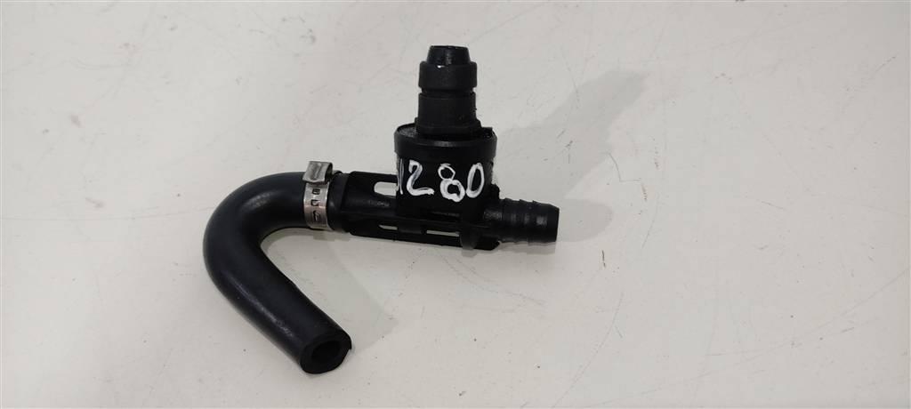 клапан вакуумного управления Volkswagen Passat B6 2009, 2.0 л., FSI, бензин, седан, 06B133753D, . - фото №1