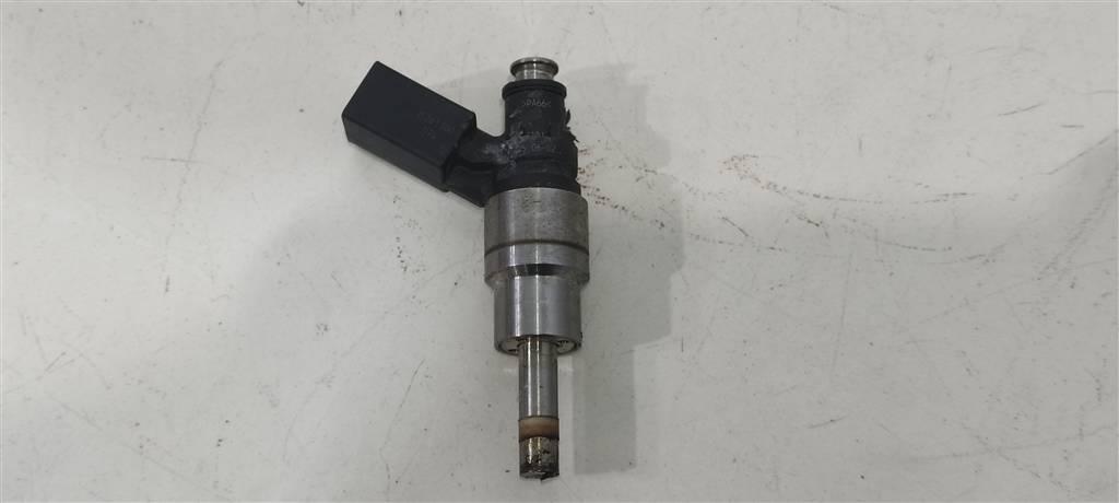 форсунка Volkswagen Passat B6 2006, 2.0 л., бензин, универсал, 06F906036, BVY, BLR, BLX, AWX, BVX, . - фото №1