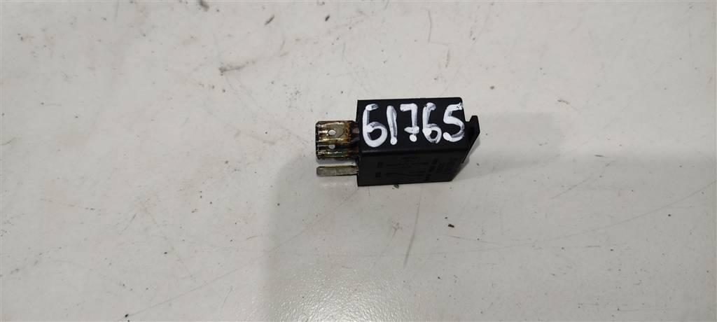 реле (прочие) Audi A4 B7 2006, 2.0 л., TFSI, бензин, седан, 8Z0951253, 7M0951253C, 4H0951253C, . - фото №1