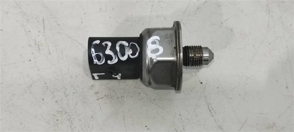 датчик давления топлива Audi A6 4F/C6 2006, бензин, универсал, 03C906051D, . - фото №1