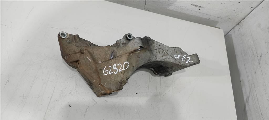 кронштейн генератора Land Rover Discovery 4 поколение 2011, 2.7 л., дизель, внедорожник 5 дв., 276DT, 4R8Q10239DE, . - фото №1