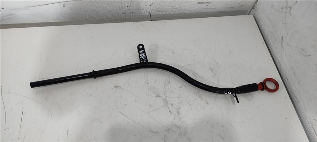щуп двигателя Volkswagen Passat B6 2006, 2.0 л., TDi, дизель, седан, BMR, BKP, 03G103634AF, BMA, BUZ, 03G115611Q - фото №1