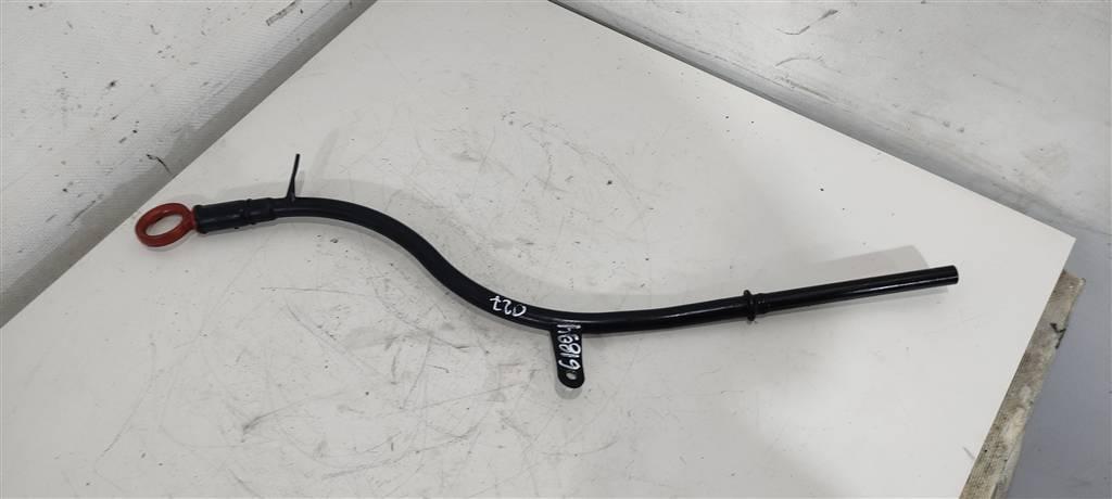 щуп двигателя Volkswagen Passat B6 2006, 2.0 л., TDi, дизель, седан, BMR, BKP, 03G103634AF, BMA, BUZ, 03G115611Q - фото №1