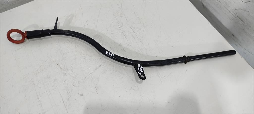 щуп двигателя Volkswagen Passat B6 2006, 2.0 л., TDi, дизель, седан, BMR, BKP, 03G103634AF, BMA, BUZ, 03G115611Q - фото №1