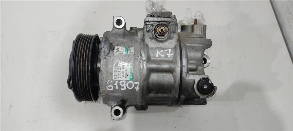 компрессор кондиционера Volkswagen Caddy 3 поколение 2006, 2.0 л., TDi, фургон, 1K0820859P, 1K0820803S, 1K0820859F, 1K0820803L, 1K0820803N, 1K0820859S, 1K0820803F, 5N0820803C, 1K0820859M, 1K0820859E, 1K0820803P, 5N0820803A, 1K0820859T, 1K0820859C, 5Q0820803E, 5N0820803, 5N0820803H, 890632, 1K0820803C, 1K0820859D, 1K0820803E, 5K0820803H, 1K0820808DX, 1K0820808FX, 5K0820803J, 1K0820803QX, 1K0820808A, 1K0820808BX, 1K0820859H, 1K0820859N, 5K0820803, 5K0820803C, 5K0820803E, 5K0820803G, 5K0820803L, 5Q0820803J, 5Q0820803N, 5Q0820803R, 8J0260805A, 699357 - фото №1