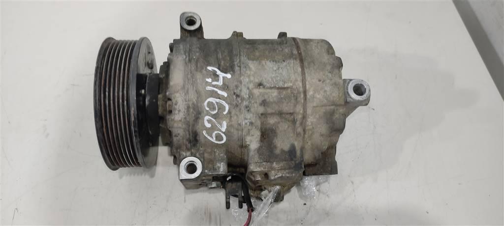 компрессор кондиционера Audi A4 B7 2006, 1.8 л., бензин, седан, ALT, BFB, 8E0260805F, 4472208393, 08D03508, 4472209530 - фото №1