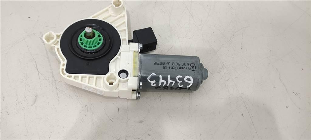 моторчик стеклоподъемника передний левый Mercedes-Benz E-Класс W213/S213/C238/A238 2018, бензин, седан, ., A0009066106 - фото №1