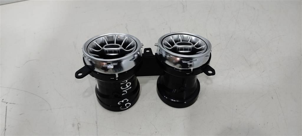 дефлектор обдува салона Mercedes-Benz E-Класс W213/S213/C238/A238 2018, бензин, седан, ., A2388300200 - фото №1