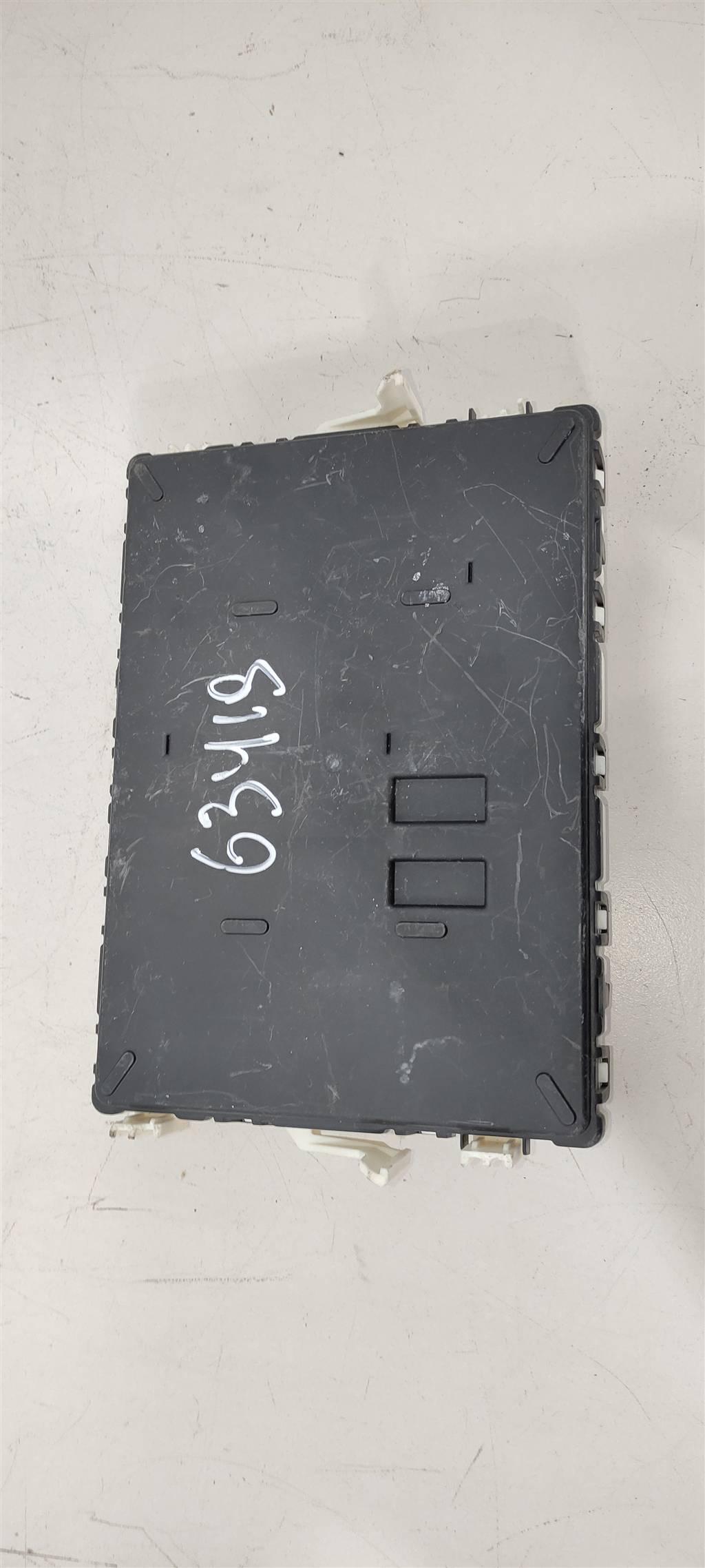блок комфорта Mercedes-Benz E-Класс W213/S213/C238/A238 2018, бензин, седан, ., A2389006300, A2389006301 - фото №1