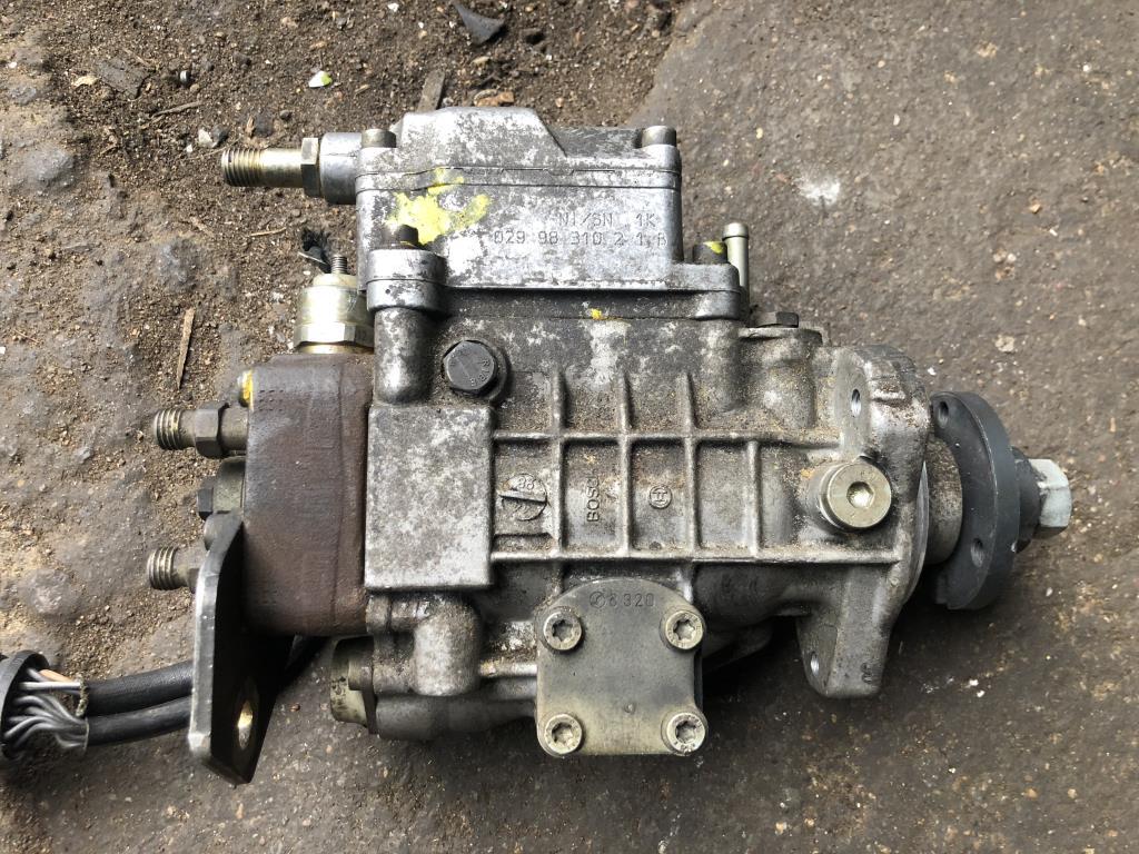 ТНВД Volkswagen Golf 4 поколение 2001, 1.9 л., TDi, дизель, хетчбэк 5 дв., 038130107D, AHF, ALH, ASV, AGR, 038130107K, 038130107KX, 0460404977 - фото №1