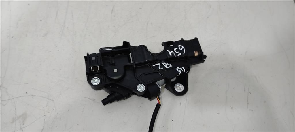 прочая запчасть Mercedes-Benz E-Класс W213/S213/C238/A238 2018, бензин, купе, ., A2058600182 - фото №1