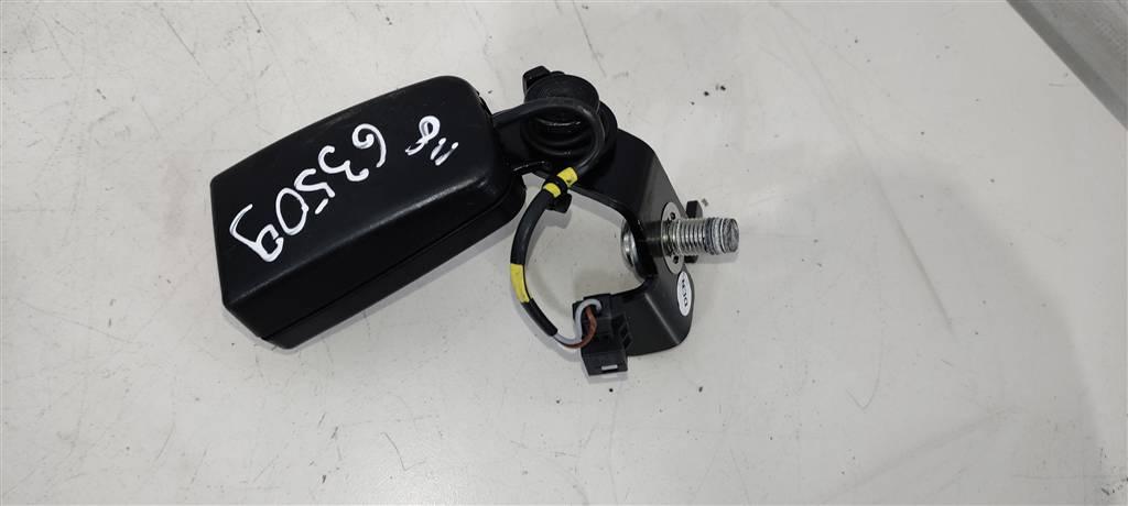 замок ремня безопасности Mercedes-Benz E-Класс W213/S213/C238/A238 2017, TDi, бензин, седан, ., A2388601000 - фото №1