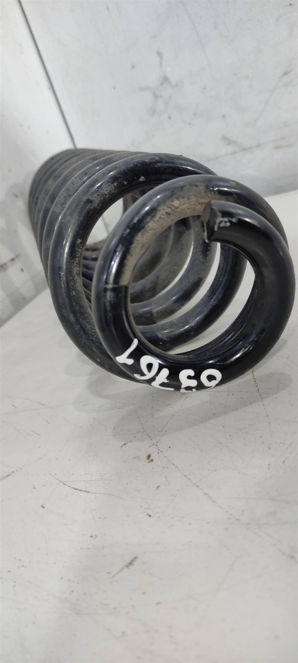 пружина задняя Mercedes-Benz E-Класс W213/S213/C238/A238 2017, 2.0 л., бензин, купе, ., A2133240404 - фото №1